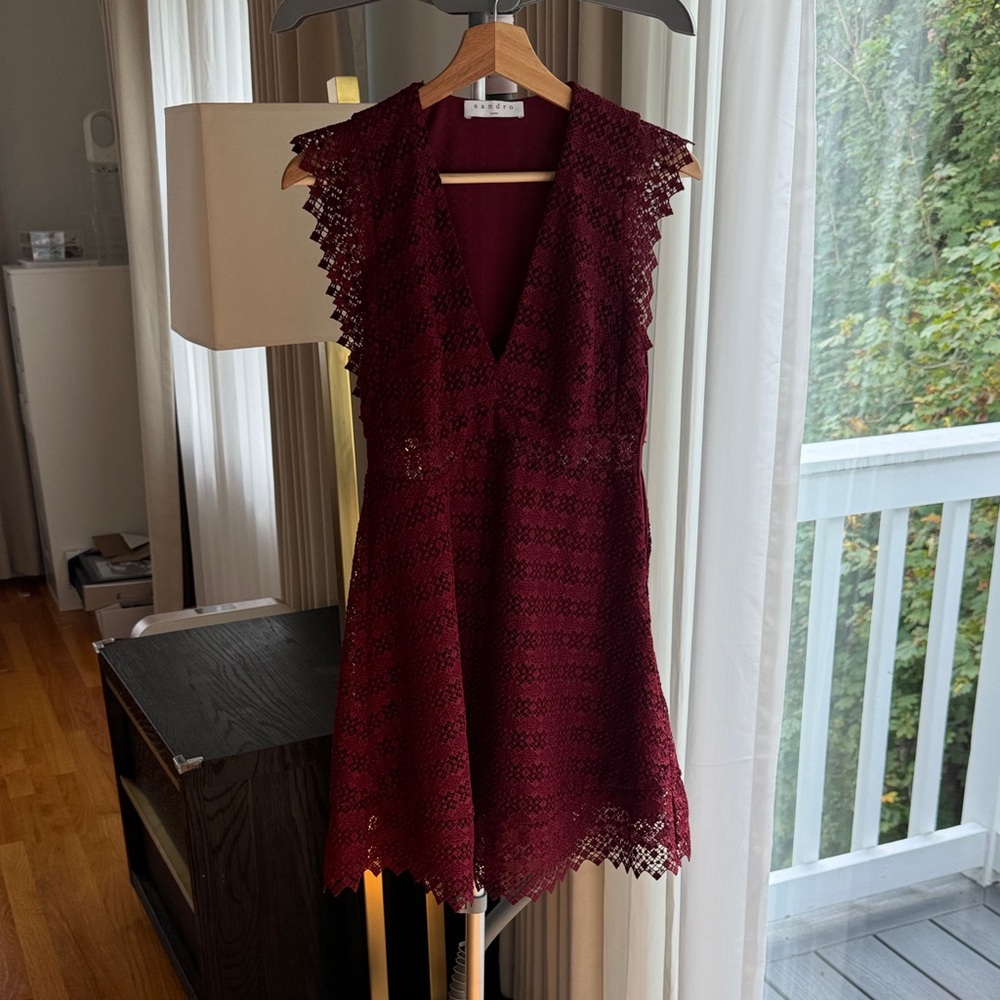 Sandro Deep Red Lace Mini Dress-size 34，xs